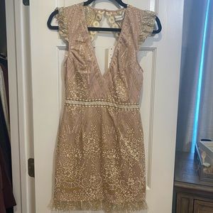 NWT Beautiful sparkly champagne colored mini cocktail dress
